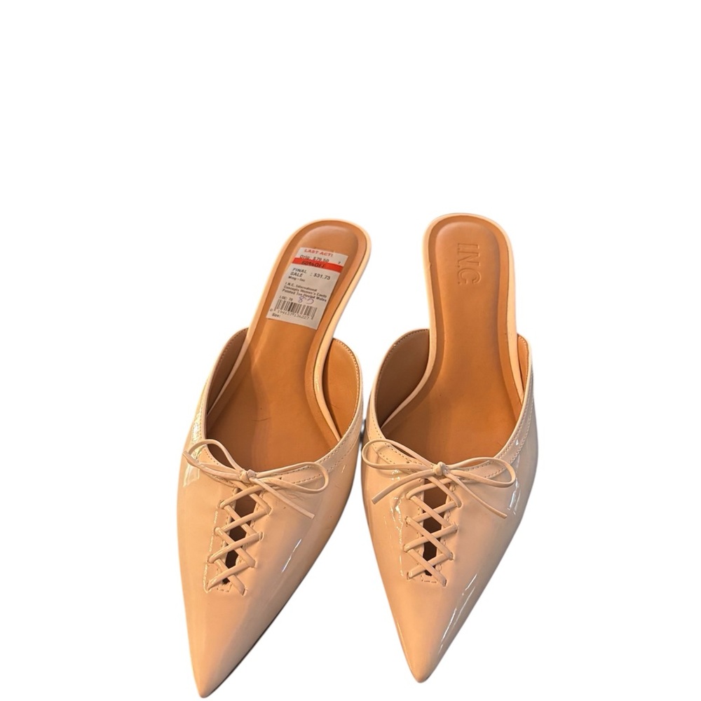 INC Women's white mules size 8,5